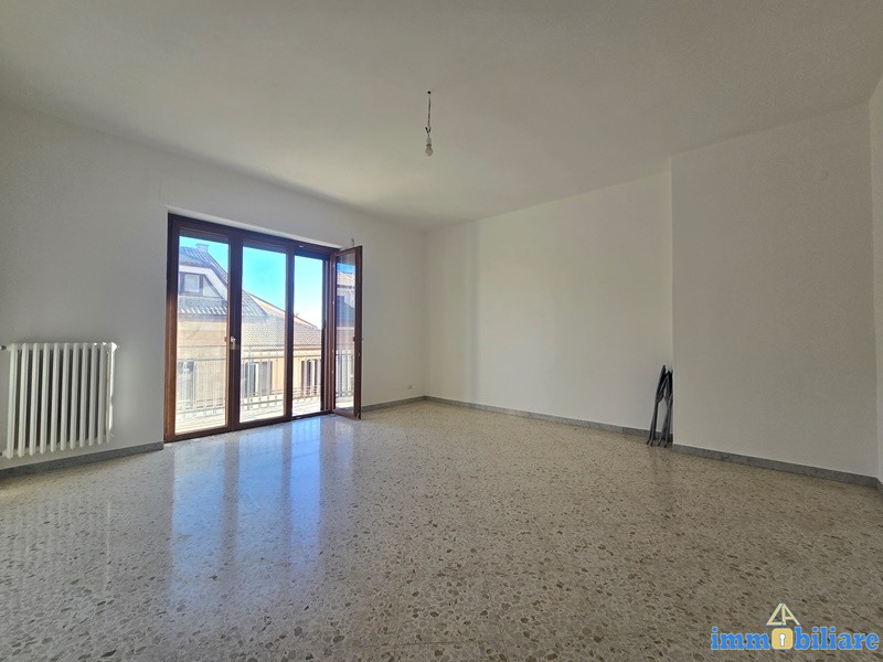 Appartamento con ampio garage